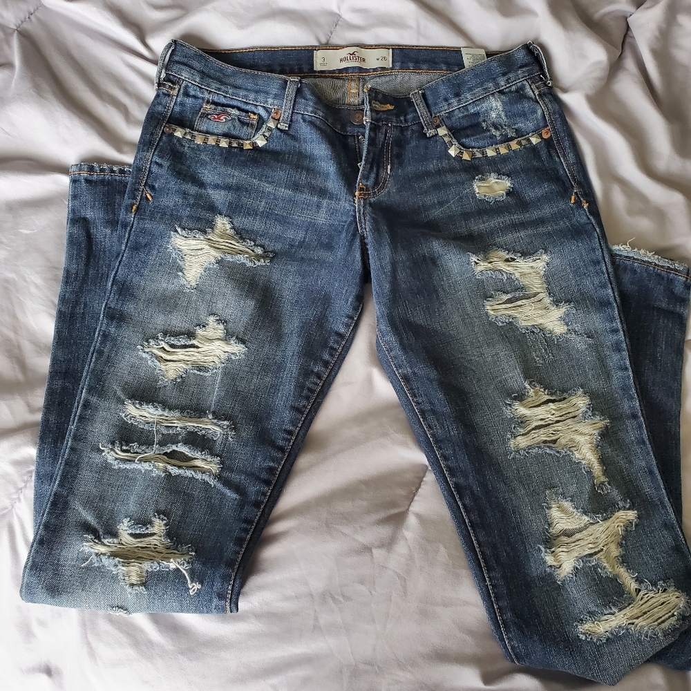 Womens Hollister ripped distressed jeans